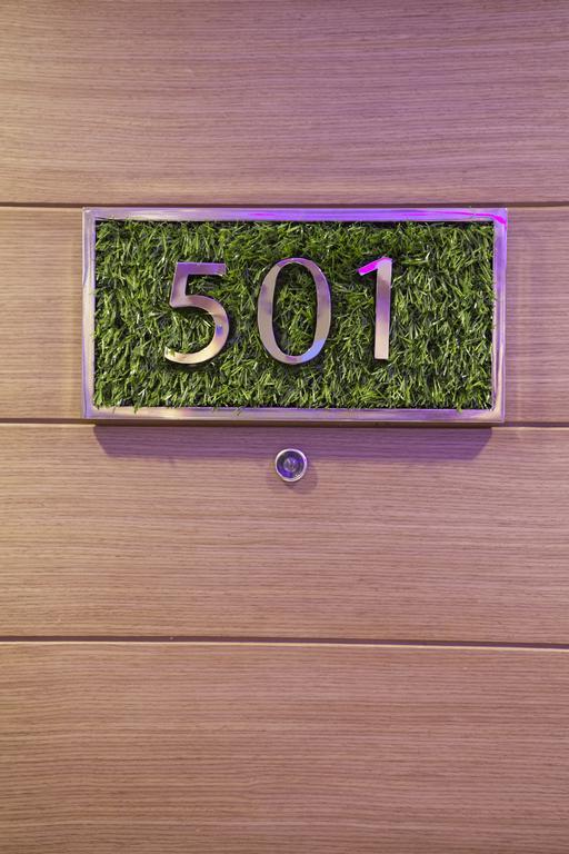 Eleven Avenue Suites Bangkok Zewnętrze zdjęcie