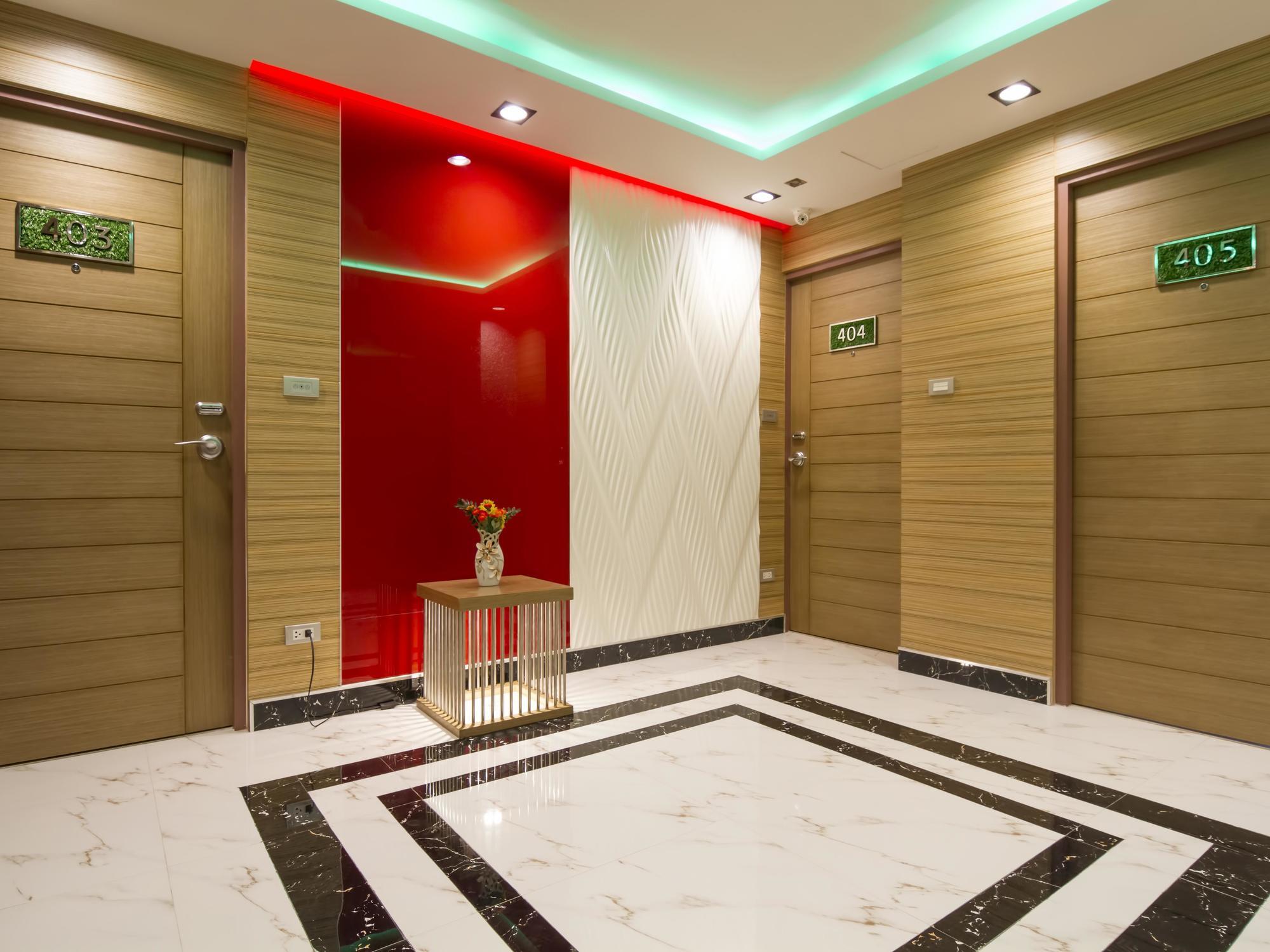 Eleven Avenue Suites Bangkok Zewnętrze zdjęcie