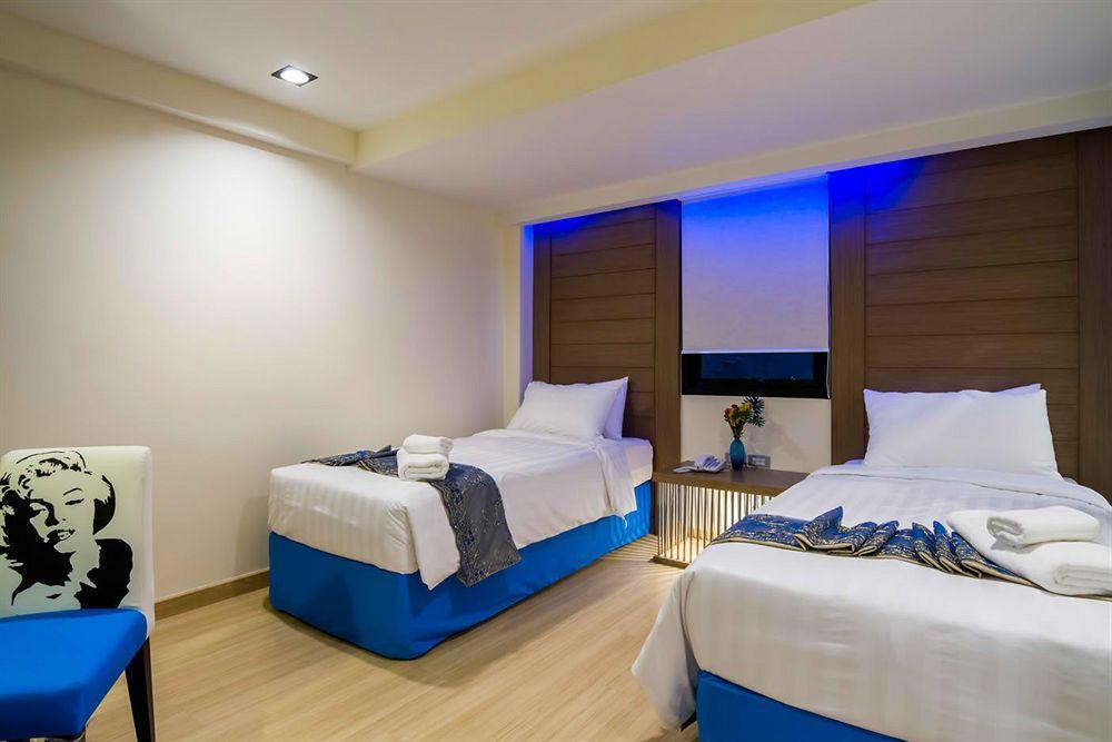 Eleven Avenue Suites Bangkok Zewnętrze zdjęcie